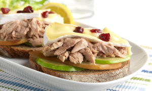 tunapearapple briemeltsandwich 006